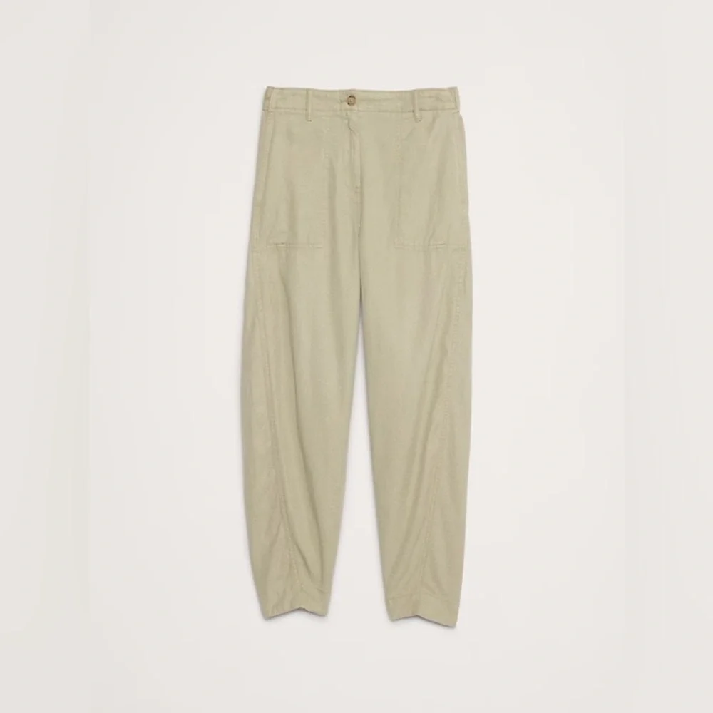 NWT! Banana Republic Green Tea Super-Soft Soma High Rise Barrel Pants - XL 🖤